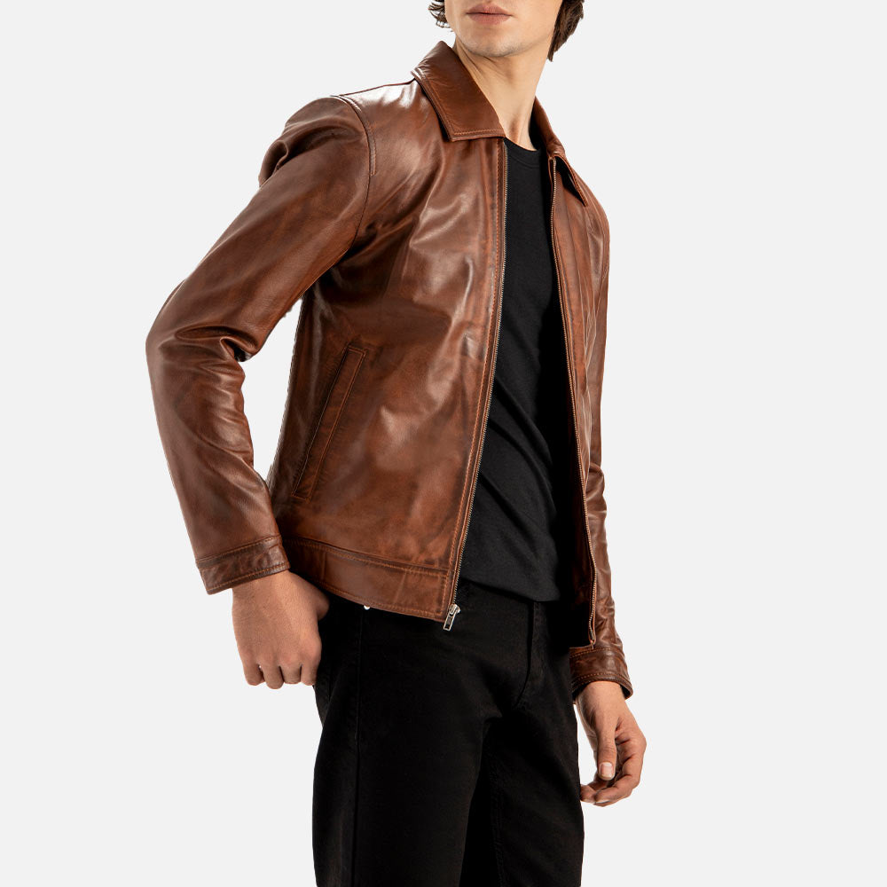 Tropea Brown Leather Jacket right hand in pocket